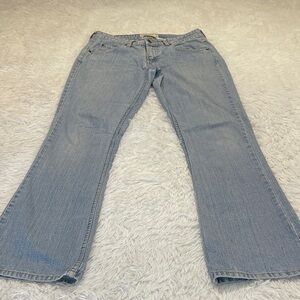 Levi's Light Blue Flare Jeans WOMENS MISSES SIZE 6 M STRETCH LOW RISE BOOTCUT